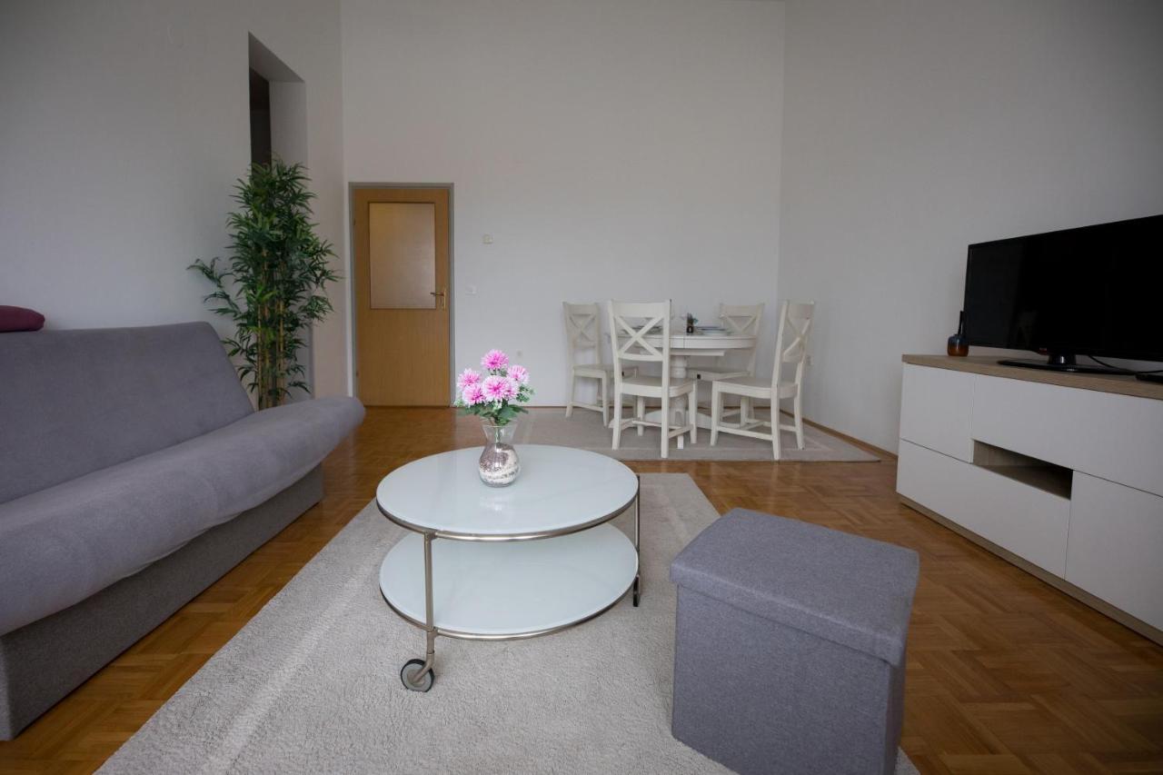 شقة أوسييك  في Apartman Ana المظهر الخارجي الصورة